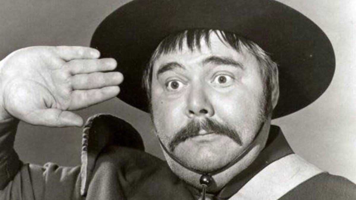 Henry Calvin sargento García El Zorro
